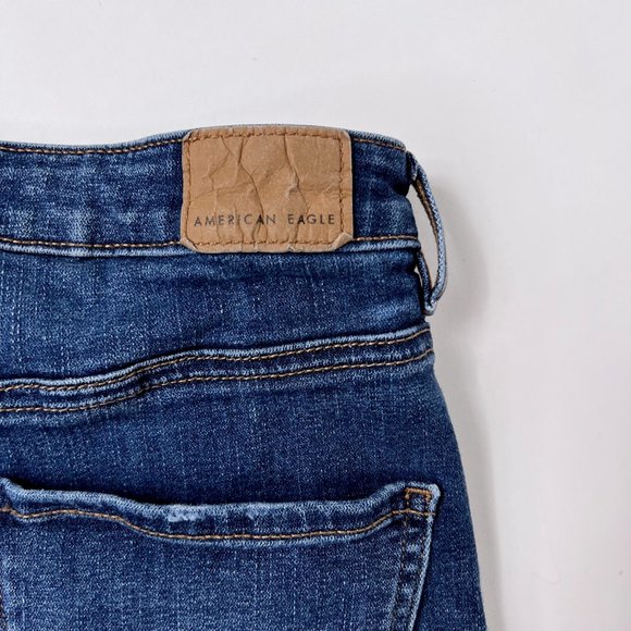 AE American Eagle DIstressed Cut Off Raw Hem Side Slit Denim Shorts Size 4 Read - Picture 3 of 9
